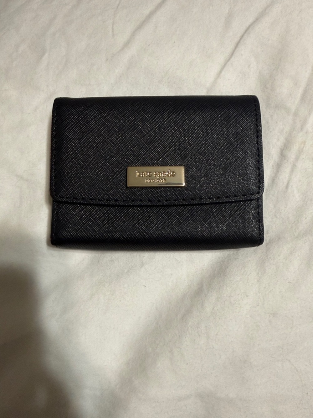 EUC kate spade Black Saffiano Leather Fold Card Wallet